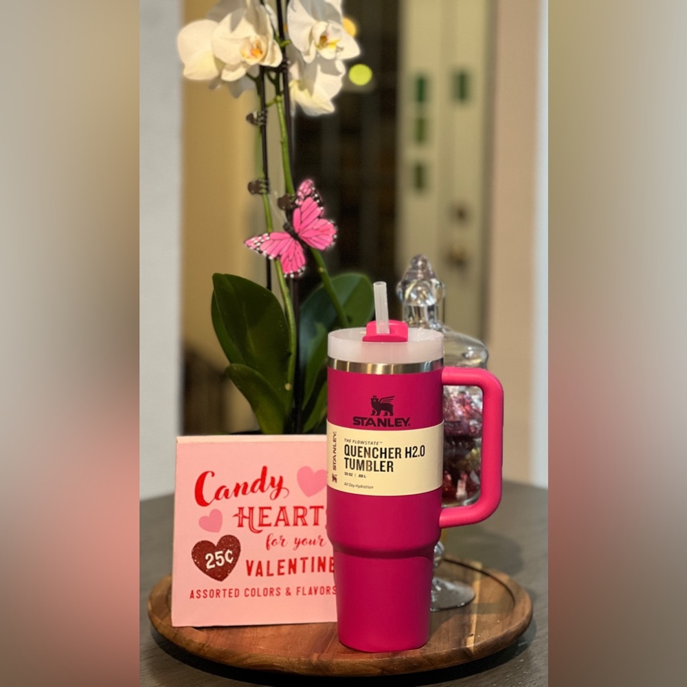 Stanley Fuchsia 30 oz